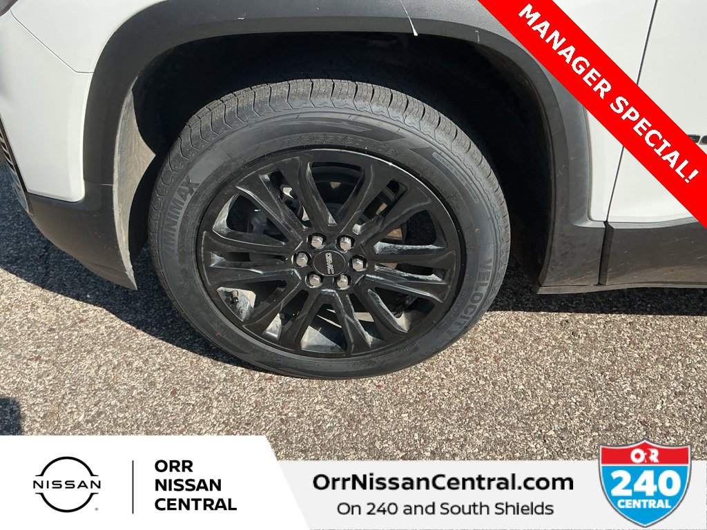 Used 2022 GMC Acadia SLE w/ Driver Convenience Package image 9