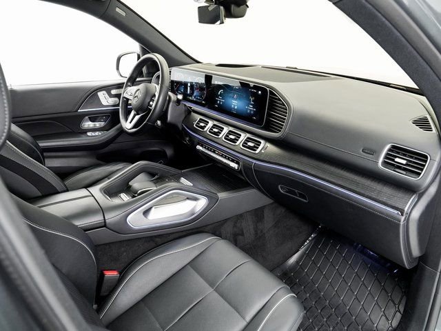 Used 2021 Mercedes-Benz GLS 580 4MATIC image 21