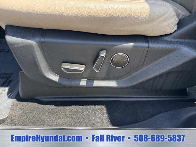 Used 2024 Ford Expedition Limited AWD/4WD image 19
