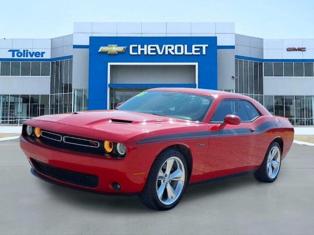 Used 2015 Dodge Challenger R/T Plus RWD image 2