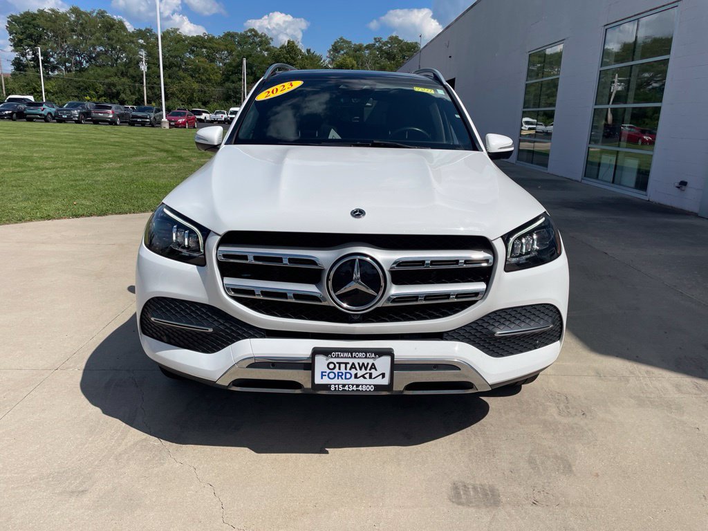 Used 2023 Mercedes-Benz GLS 450 4MATIC image 3