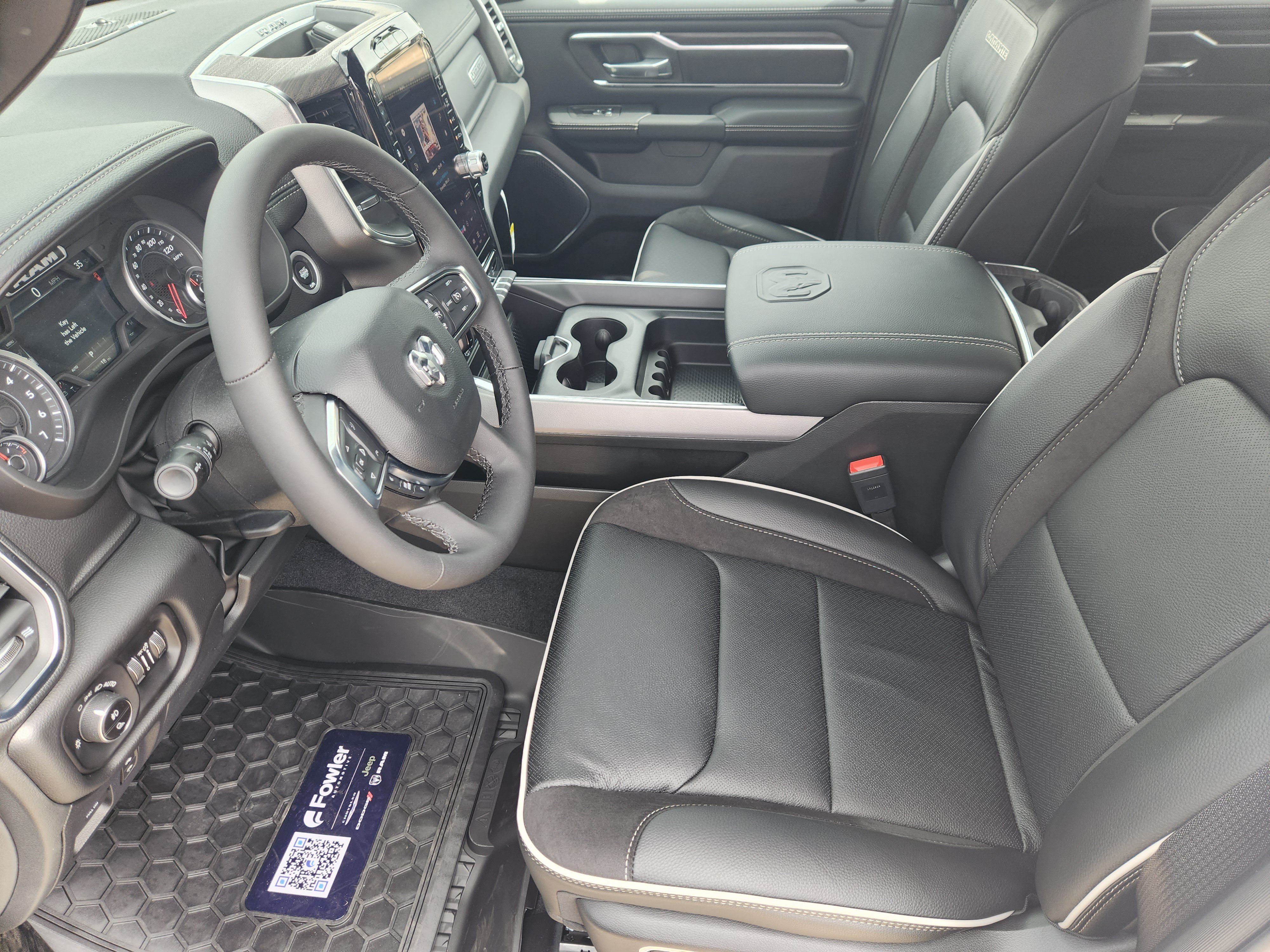 New 2026 RAM 1500 Laramie AWD/4WD image 10