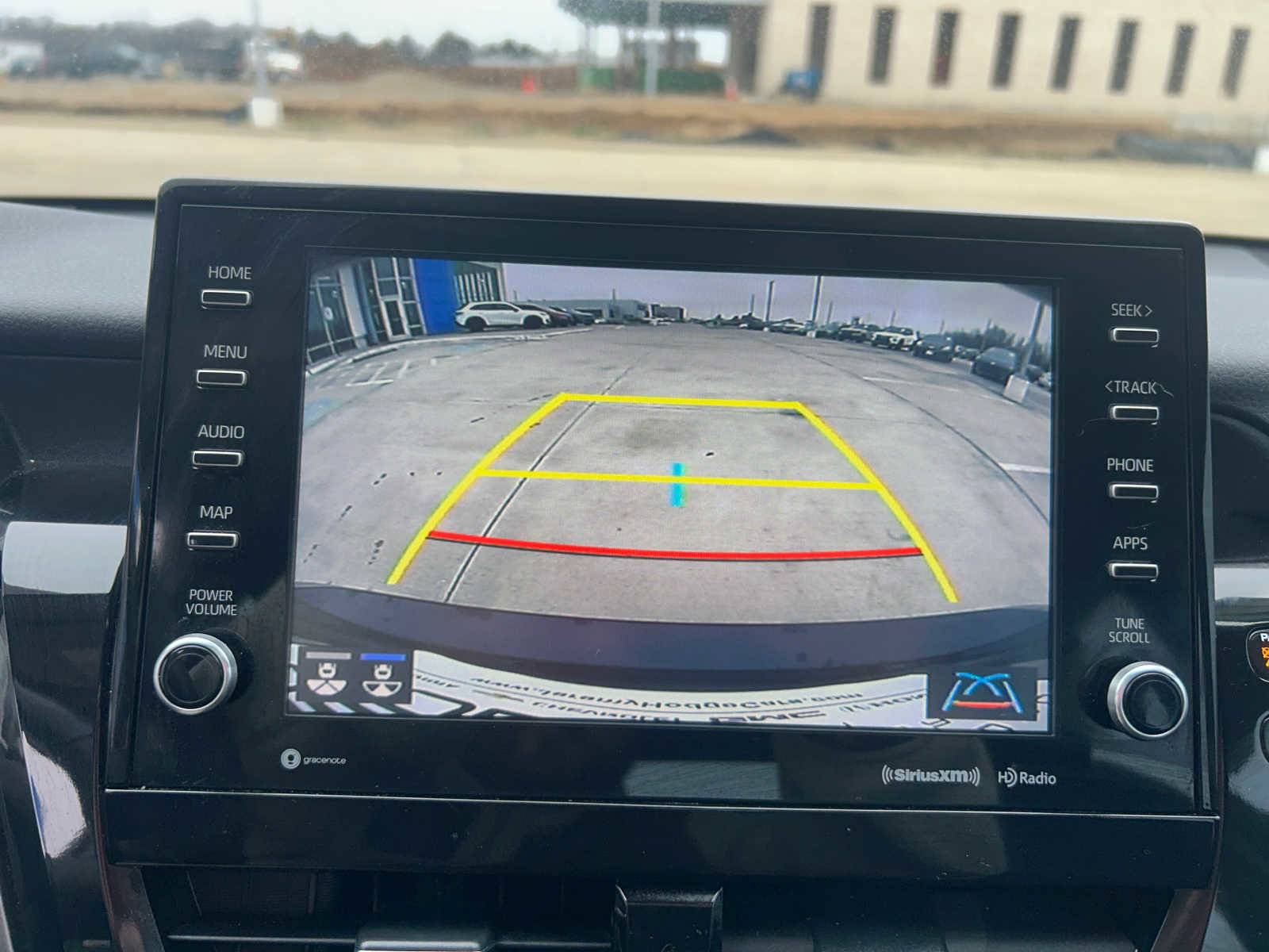 Used 2022 Toyota Camry XSE image 18