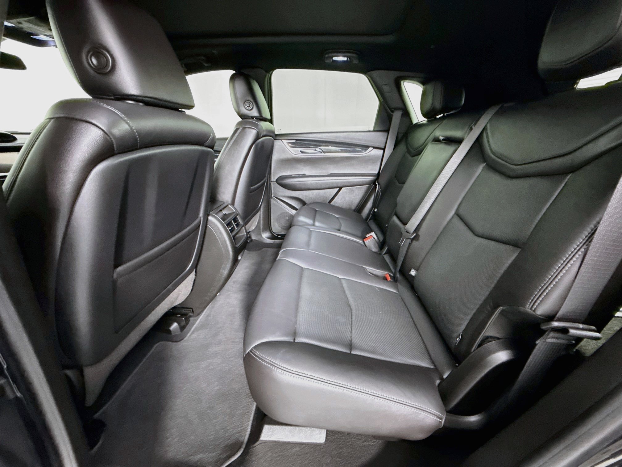 Certified 2020 Cadillac XT5 Premium Luxury AWD/4WD image 24