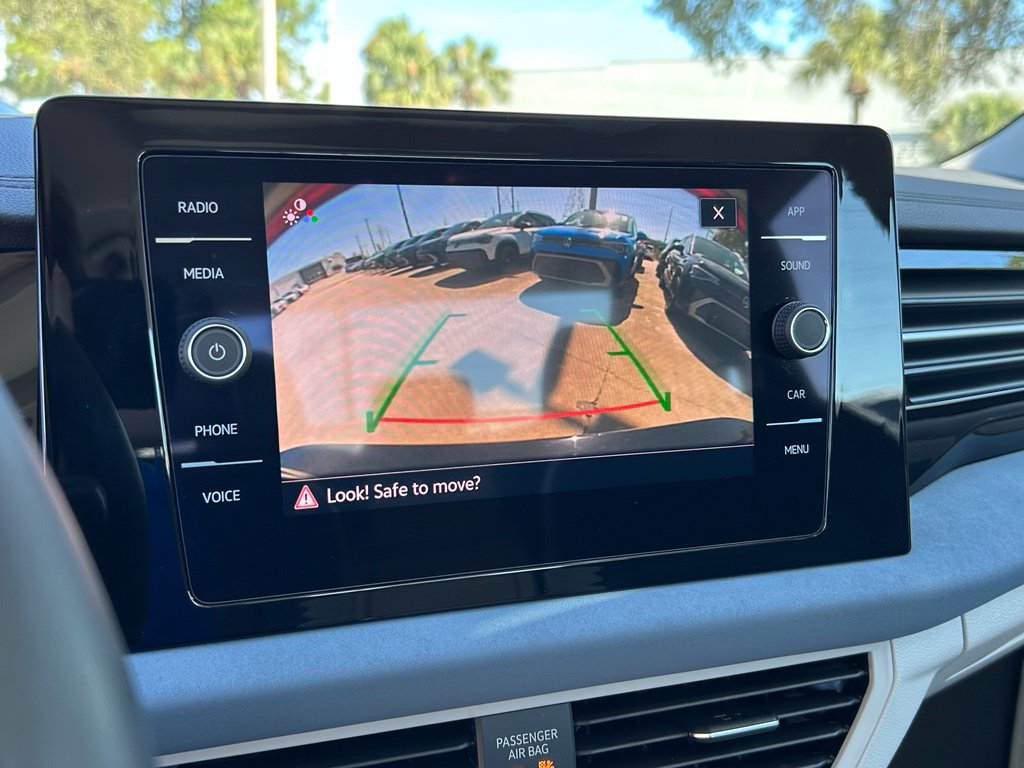 Certified 2026 Volkswagen Jetta SE FWD image 28