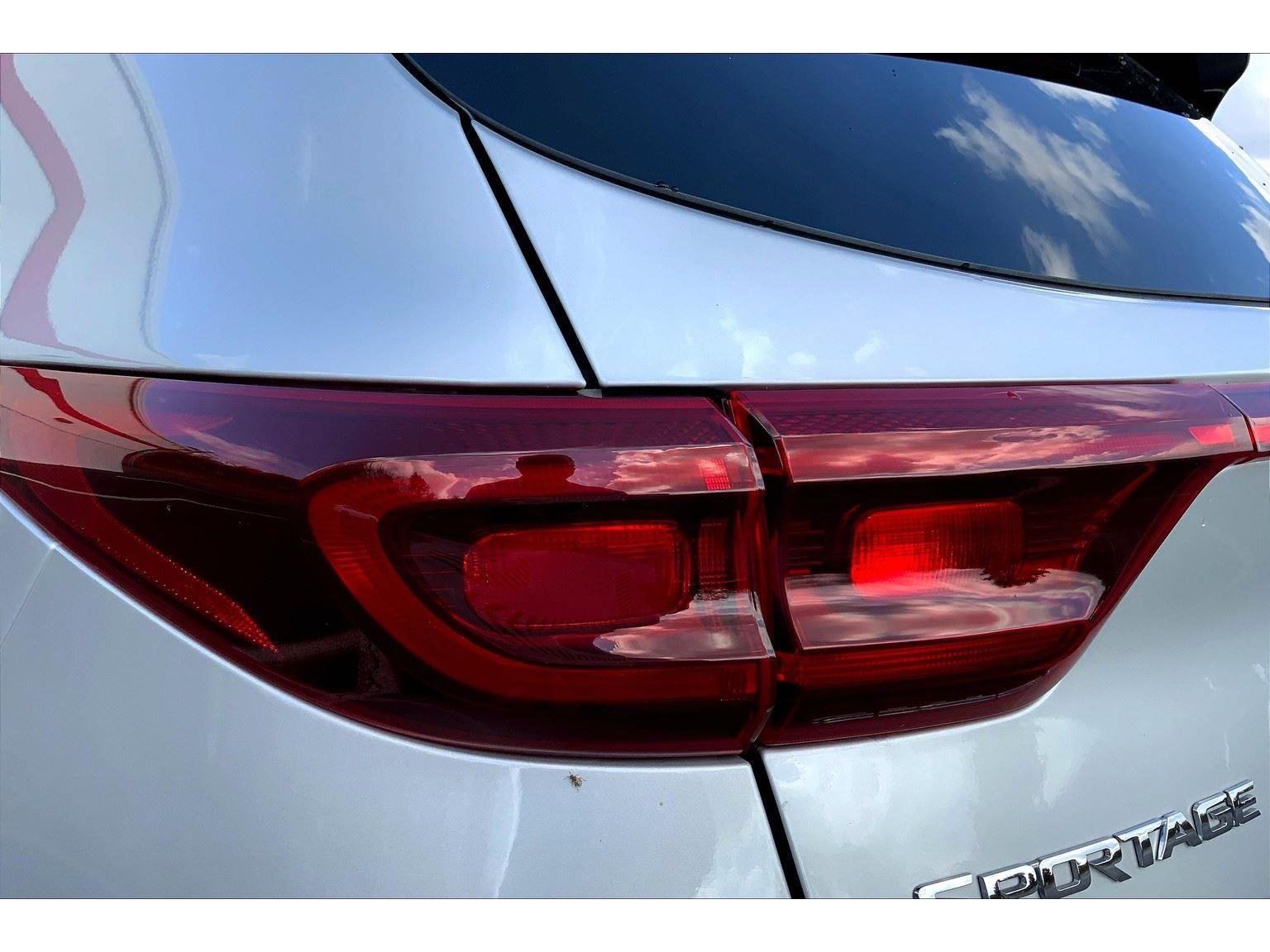 Used 2022 Kia Sportage LX image 29