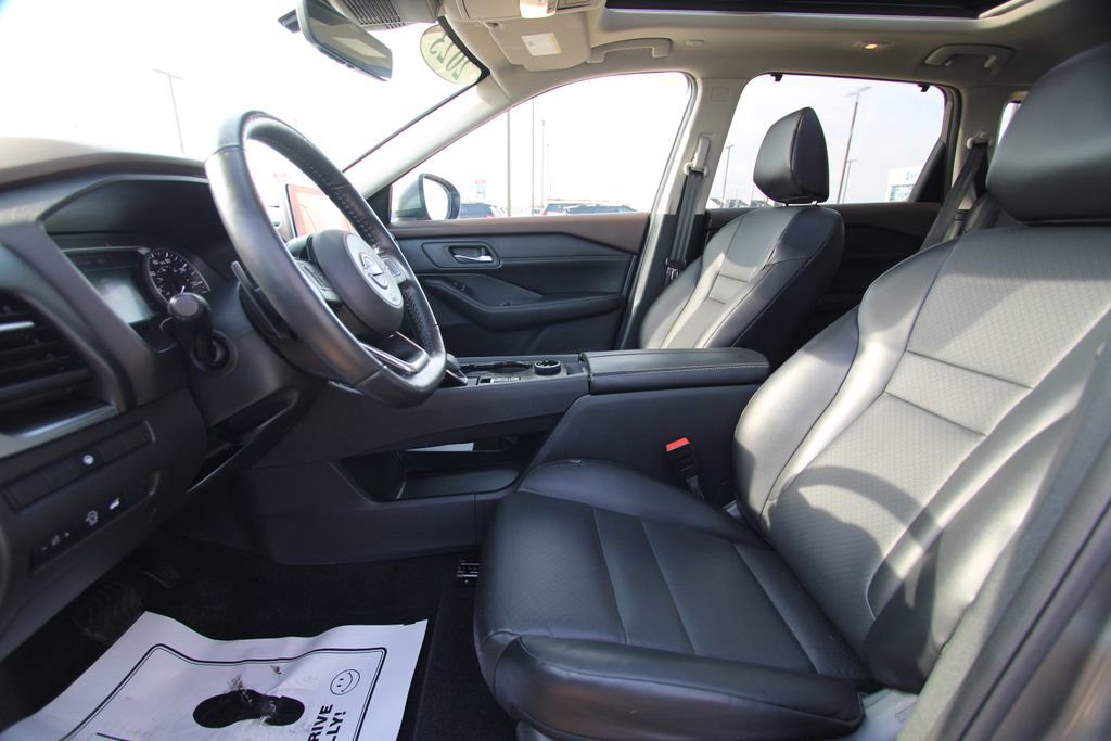 Used 2023 Nissan Rogue SV w/ SV Premium B Package AWD/4WD image 6