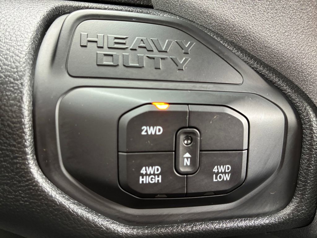 New 2026 RAM 2500 Tradesman AWD/4WD image 10