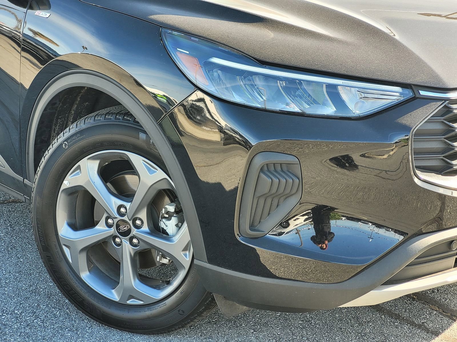 Used 2025 Ford Escape ST-Line image 8