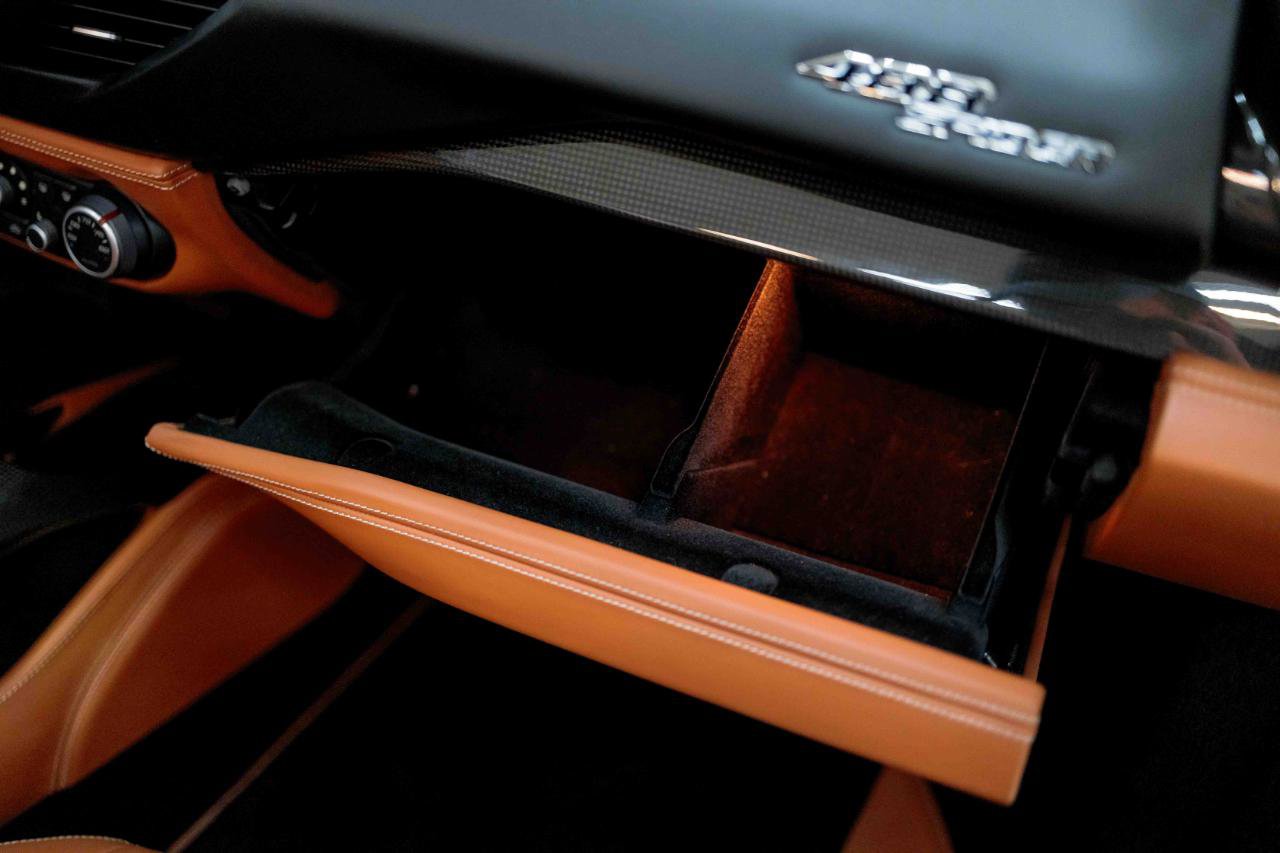 Used 2018 Ferrari 488 Spider image 58