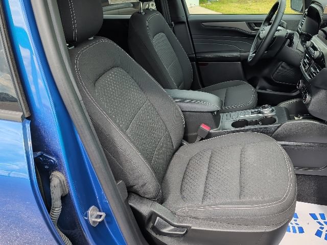 Certified 2023 Ford Escape Active AWD/4WD image 28
