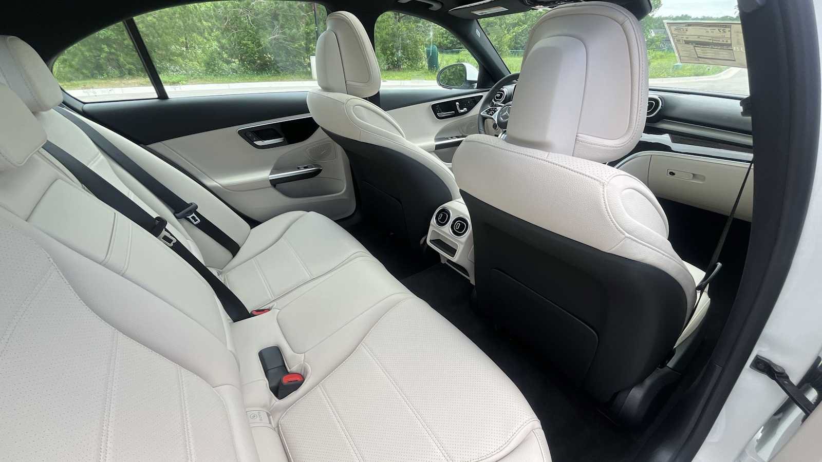 Used 2026 Mercedes-Benz C 300 4MATIC Sedan image 12