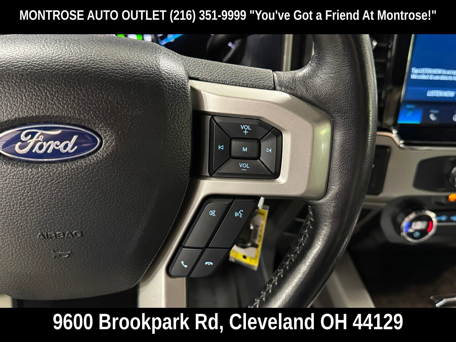 Used 2022 Ford F250 Lariat w/ Black Appearance Package AWD/4WD image 22