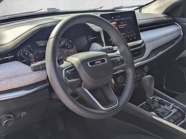 Used 2023 Jeep Compass Sport AWD/4WD image 9