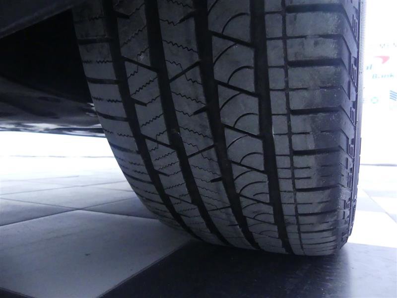 Used 2022 Volvo XC60 B6 Inscription w/ Climate Package image 32