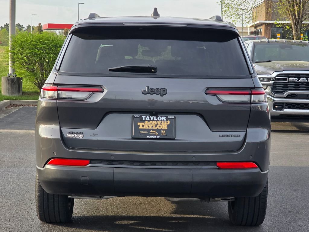 Used 2024 Jeep Grand Cherokee L Limited w/ Black Appearance Package image 6