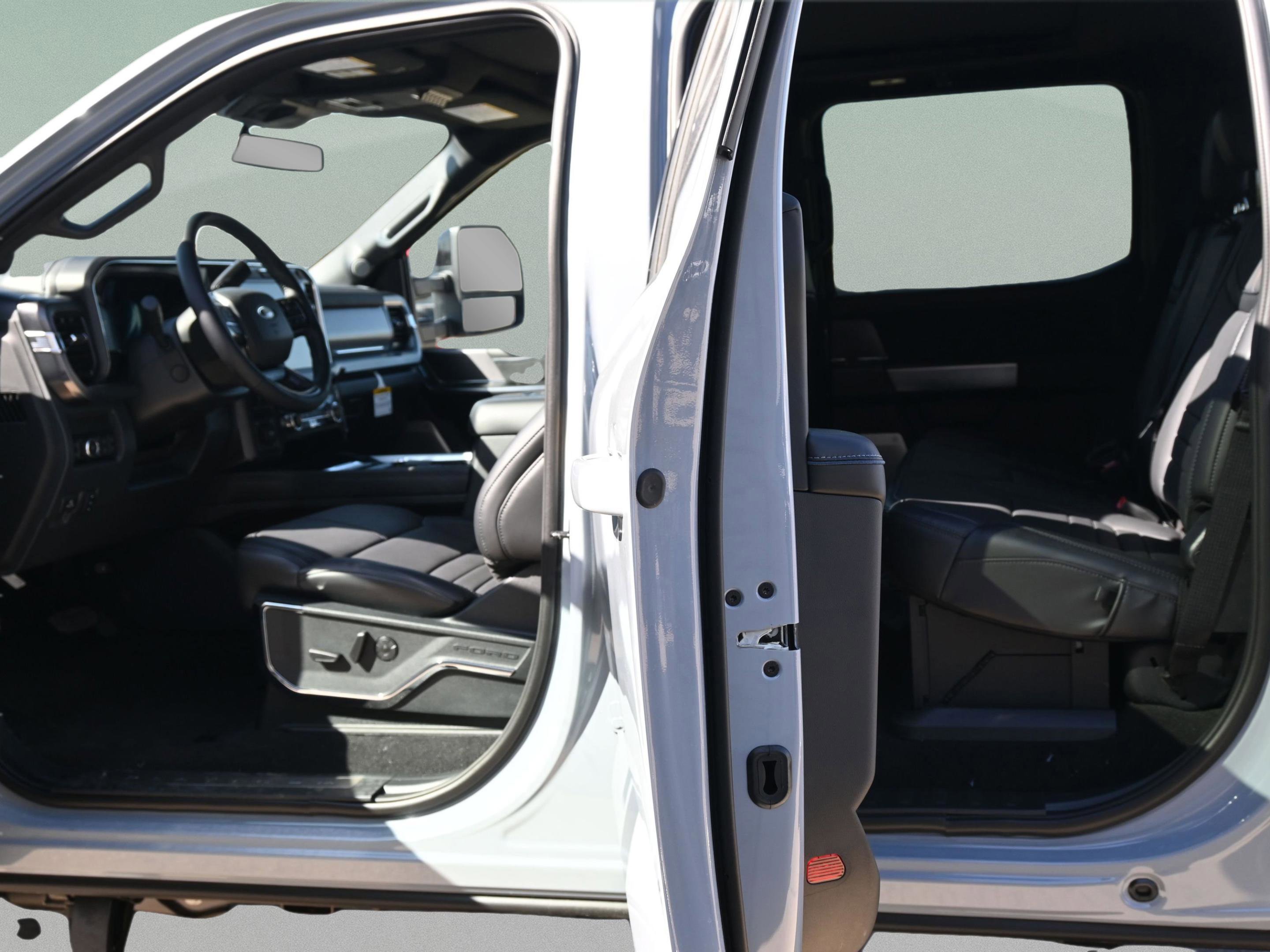 New 2026 Ford F350 Platinum image 21