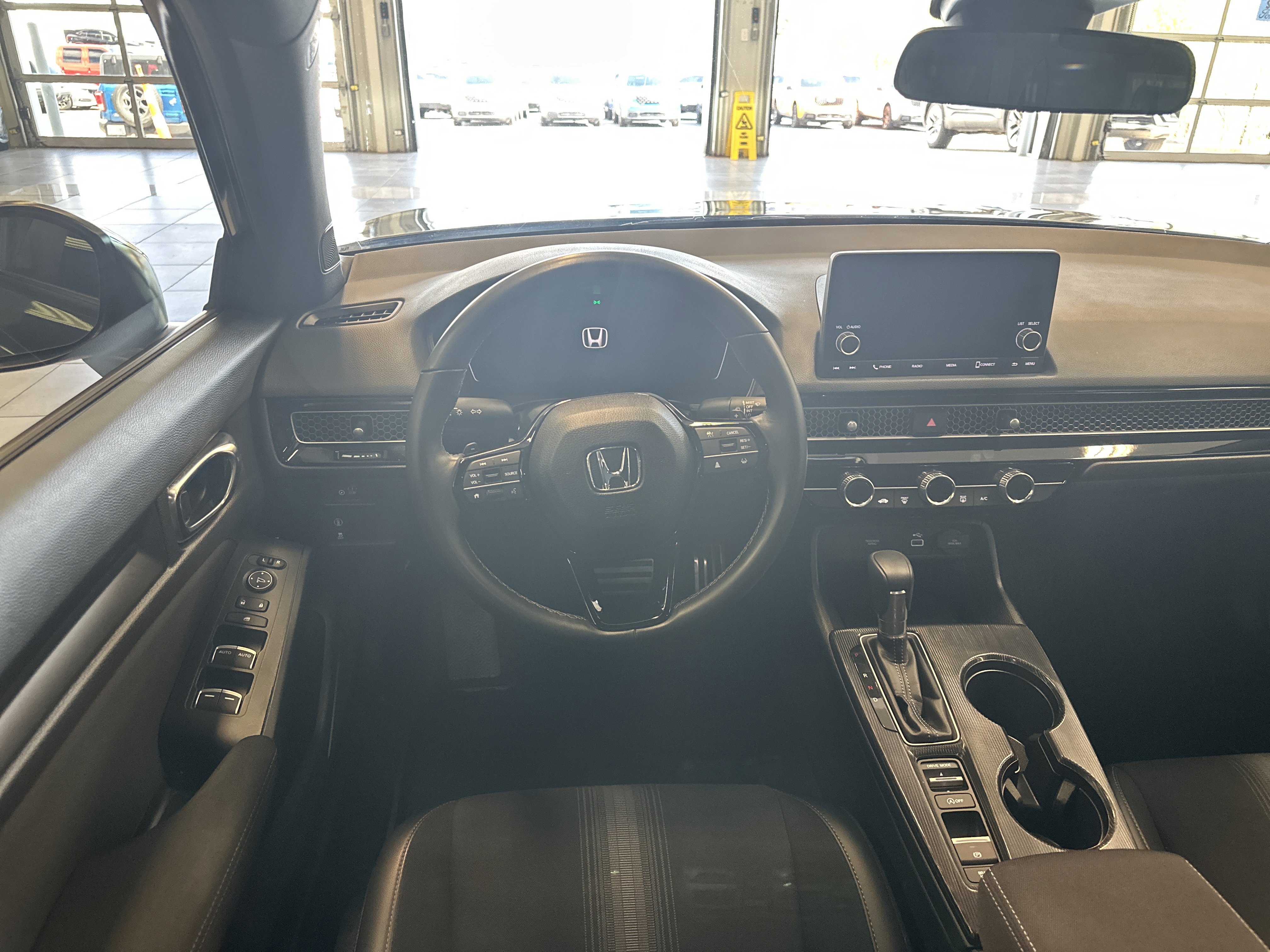 Used 2024 Honda Civic Sport image 2