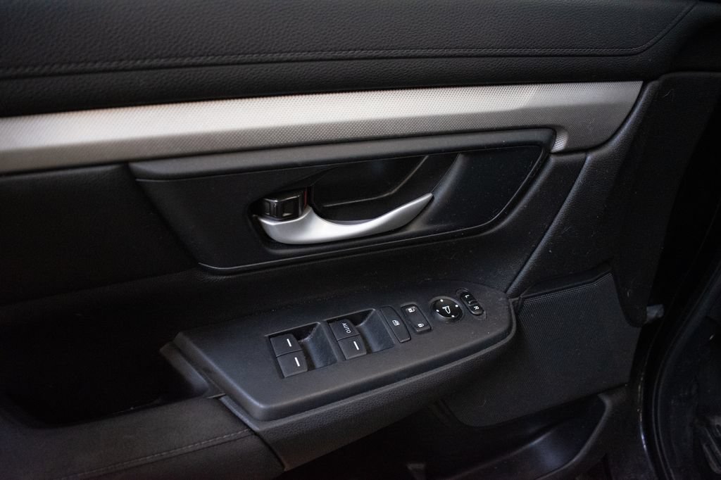 Used 2019 Honda CR-V LX image 20