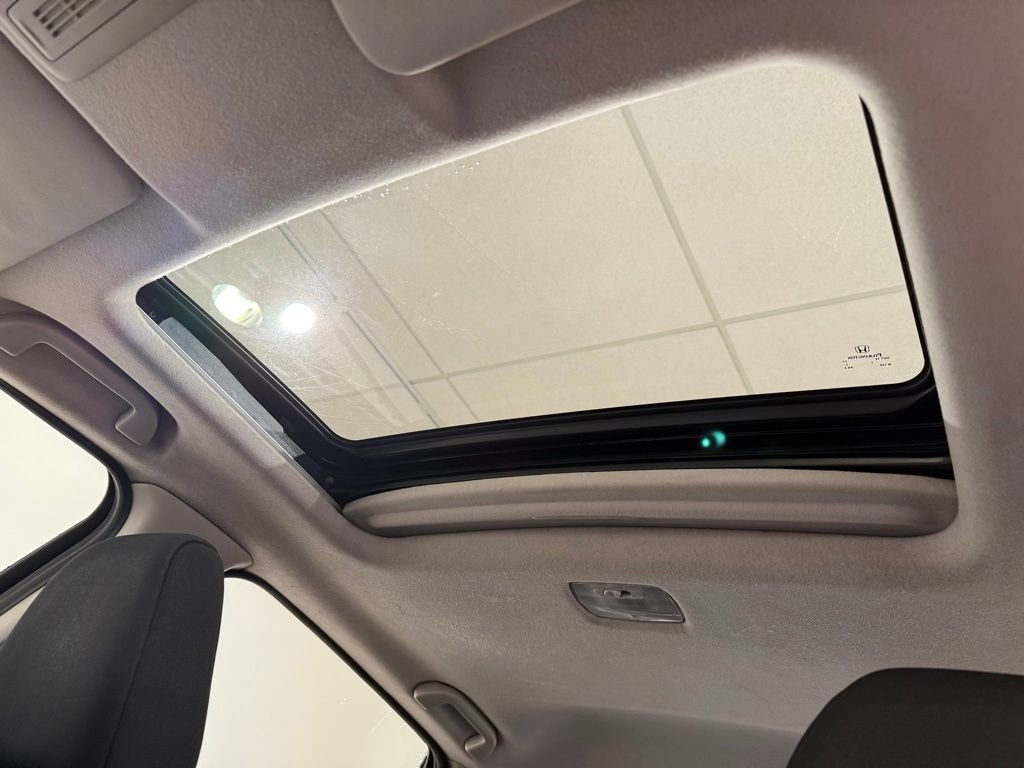 Used 2018 Honda Fit EX image 18