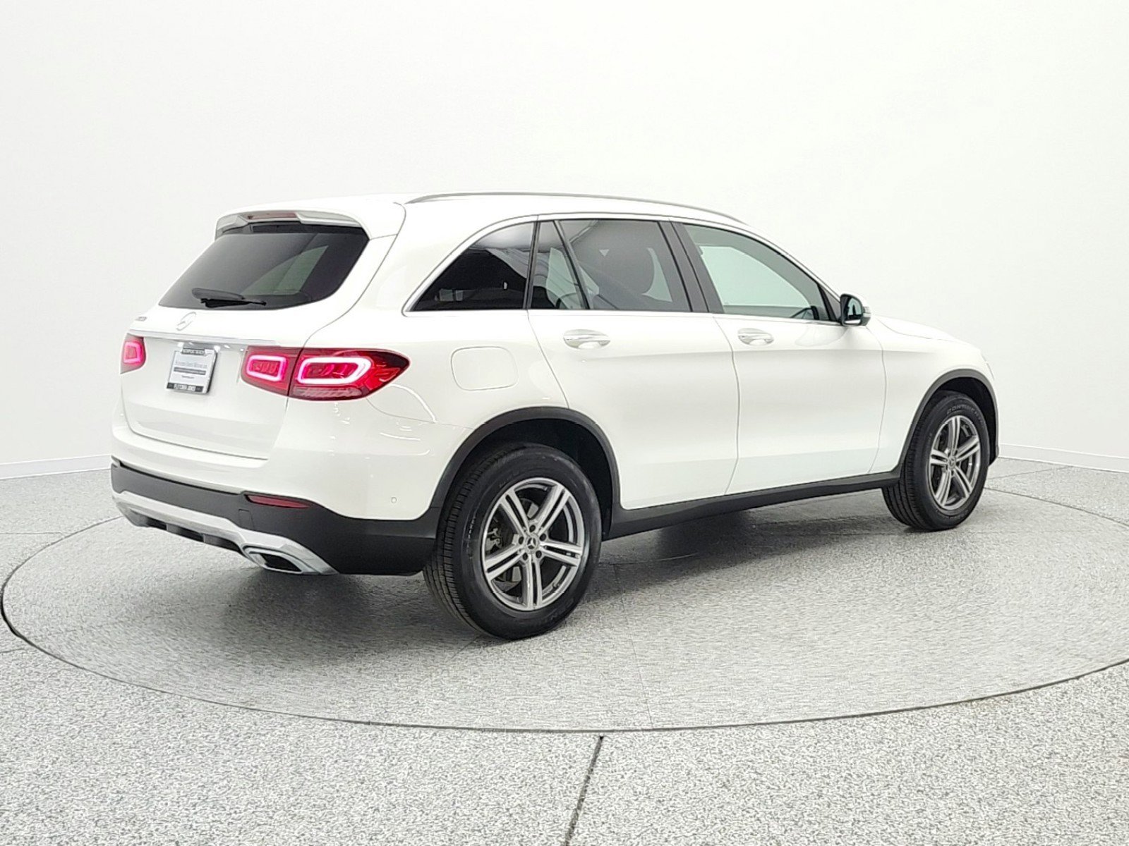 Used 2021 Mercedes-Benz GLC 300 image 5
