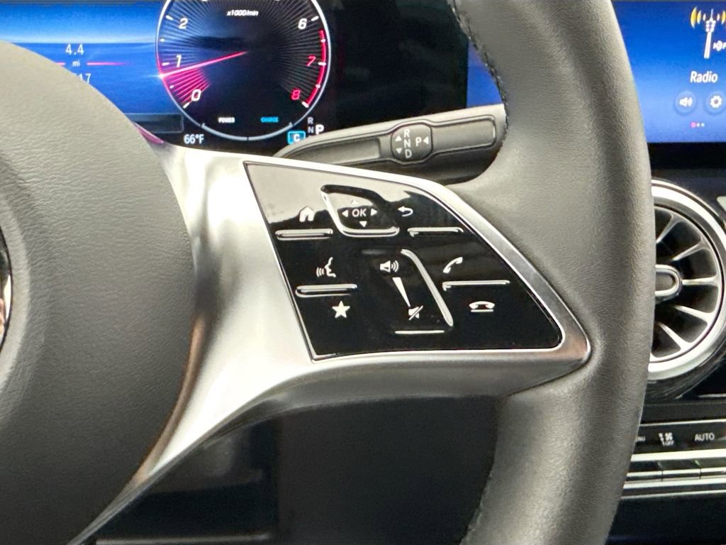 Certified 2026 Mercedes-Benz GLA 250 image 12