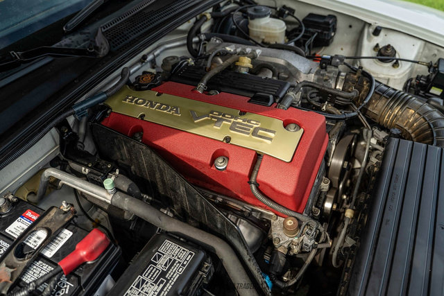 Used 2004 Honda S2000 image 26