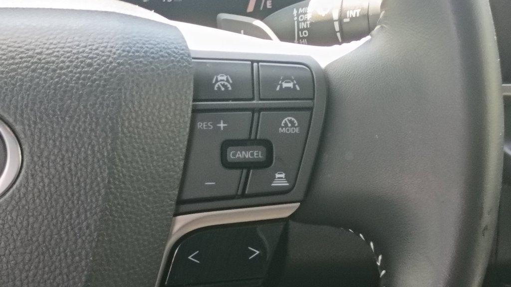 Used 2025 Toyota Camry SE w/ Convenience Package FWD image 28