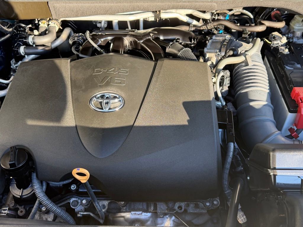 Used 2022 Toyota Highlander XLE image 7