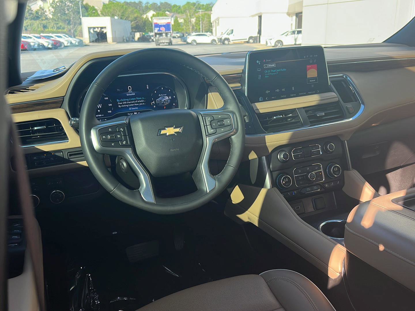 Used 2023 Chevrolet Tahoe Premier AWD/4WD image 20