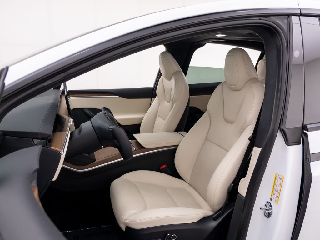 Used 2022 Tesla Model X AWD/4WD image 16