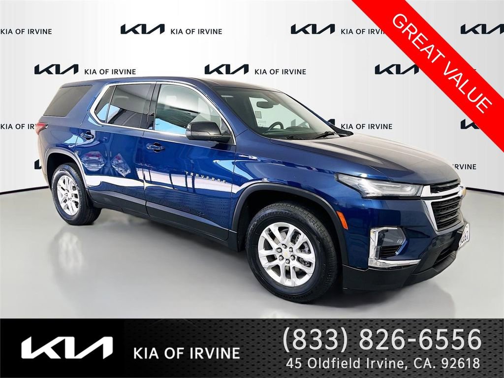 Used 2022 Chevrolet Traverse LS