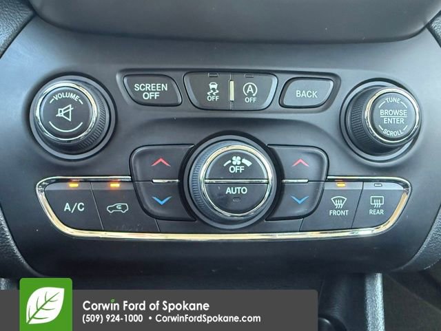 Used 2015 Jeep Cherokee Limited w/ Luxury Group image 29