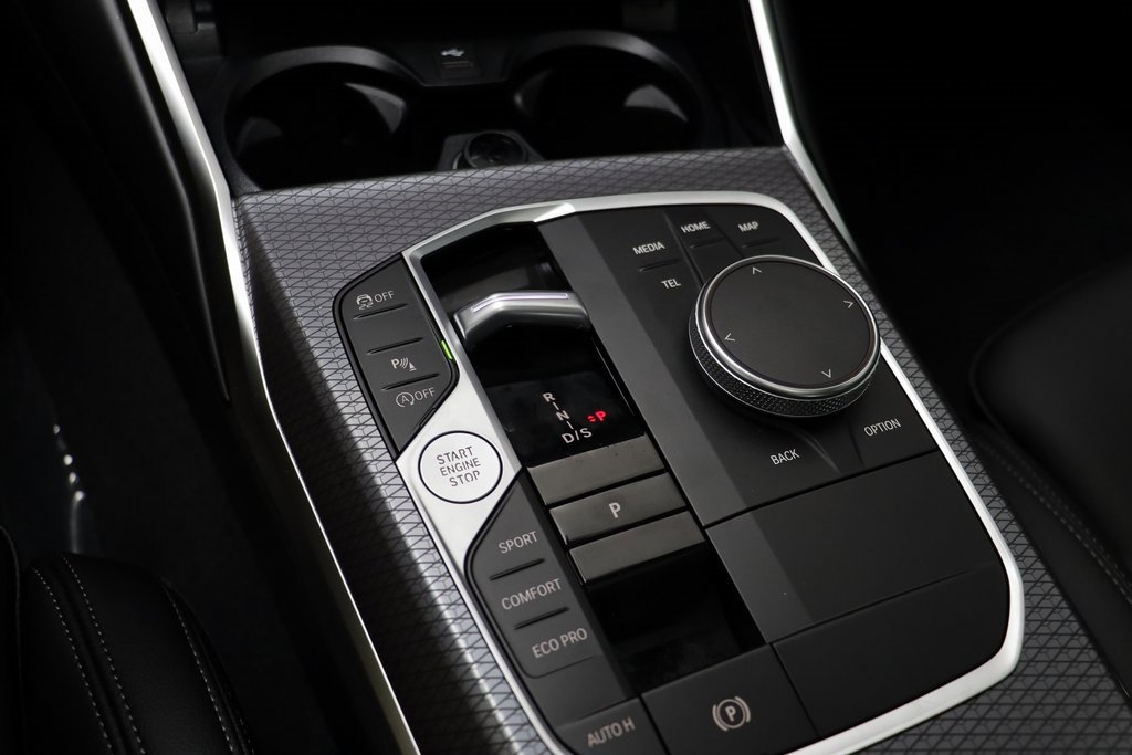 New 2026 BMW 330i Sedan w/ Convenience Package image 11