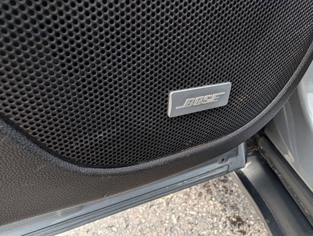 Used 2023 GMC Acadia SLT image 12