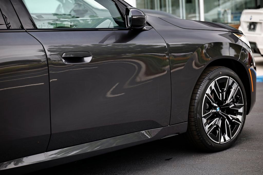 Used 2025 BMW X3 xDrive30i w/ M Sport Package image 8