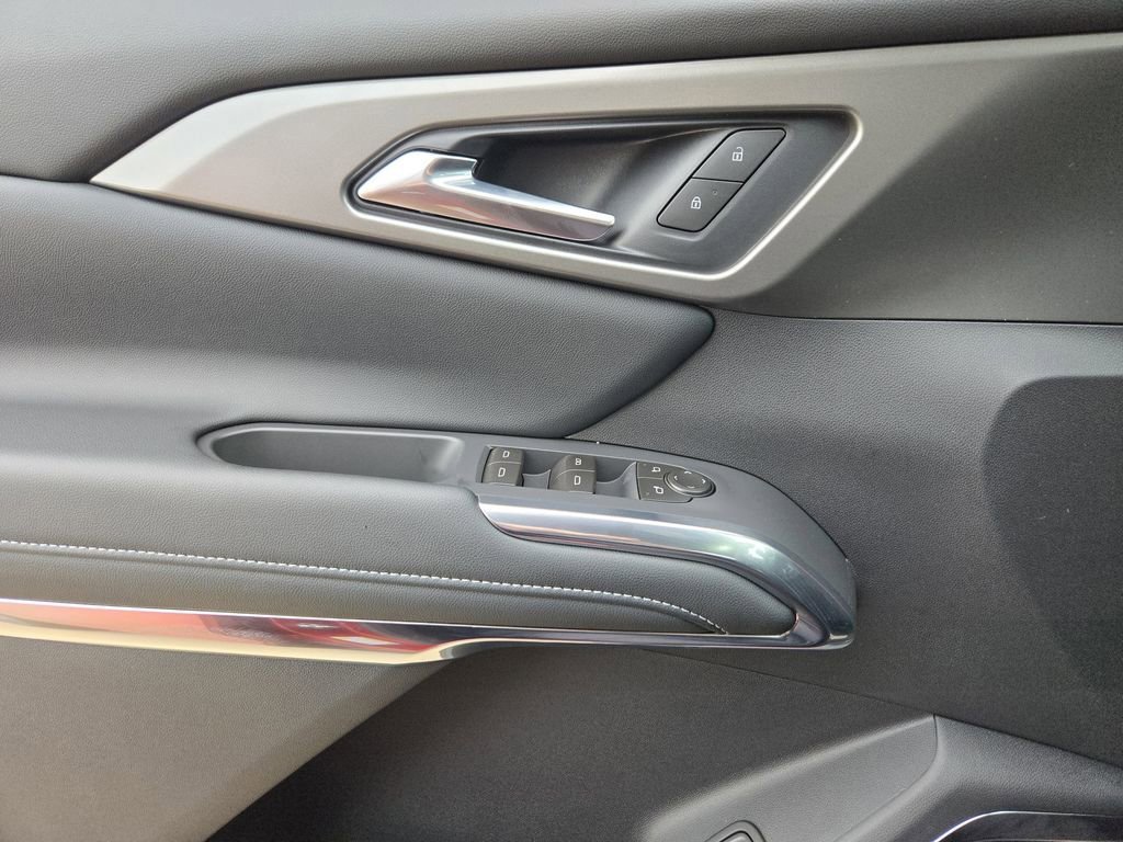 New 2026 Chevrolet Traverse LT w/ Enhanced Driving Package FWD image 12