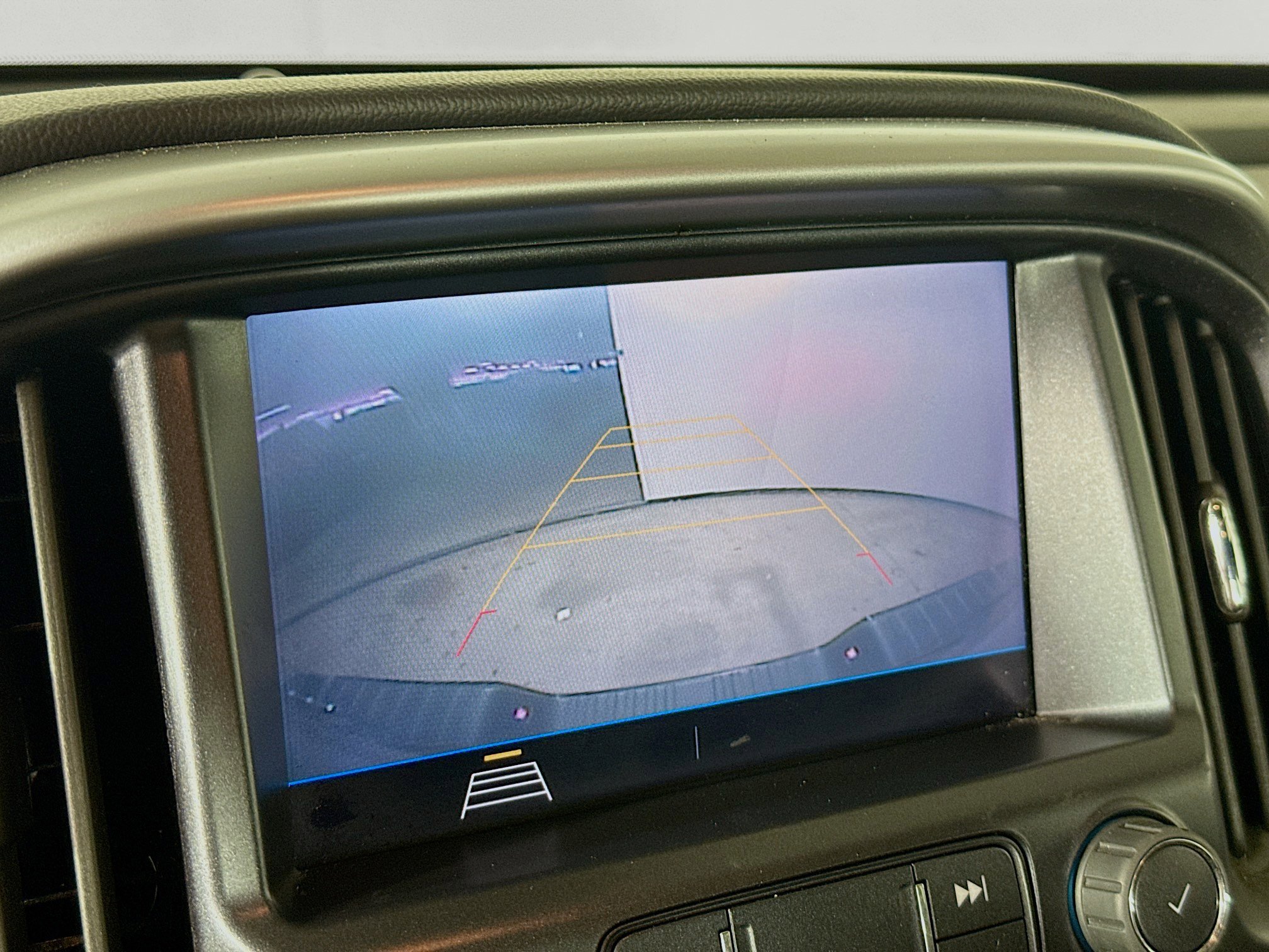 Used 2022 Chevrolet Colorado LT w/ Fleet Safety Package image 14