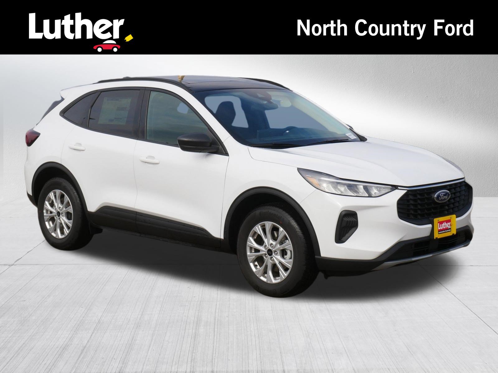 Used 2025 Ford Escape Active w/ Active Premium Tech Pack AWD/4WD image 1