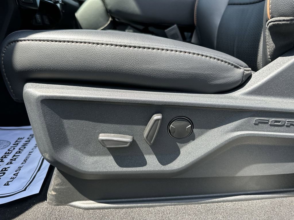 New 2025 Ford F350 Lariat image 4