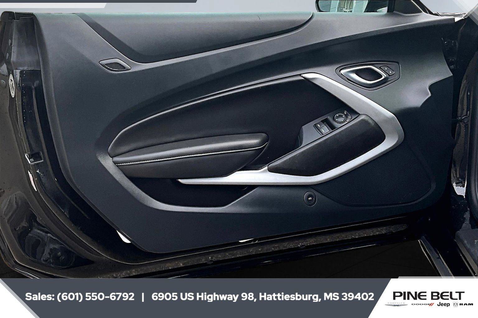 Used 2023 Chevrolet Camaro LT image 17