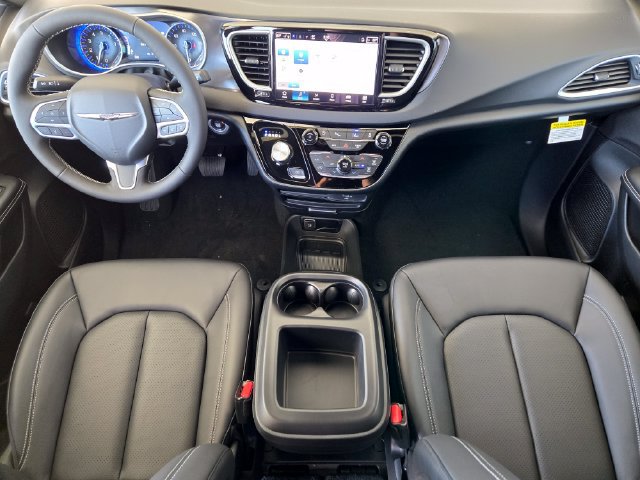 New 2026 Chrysler Voyager LX FWD image 20