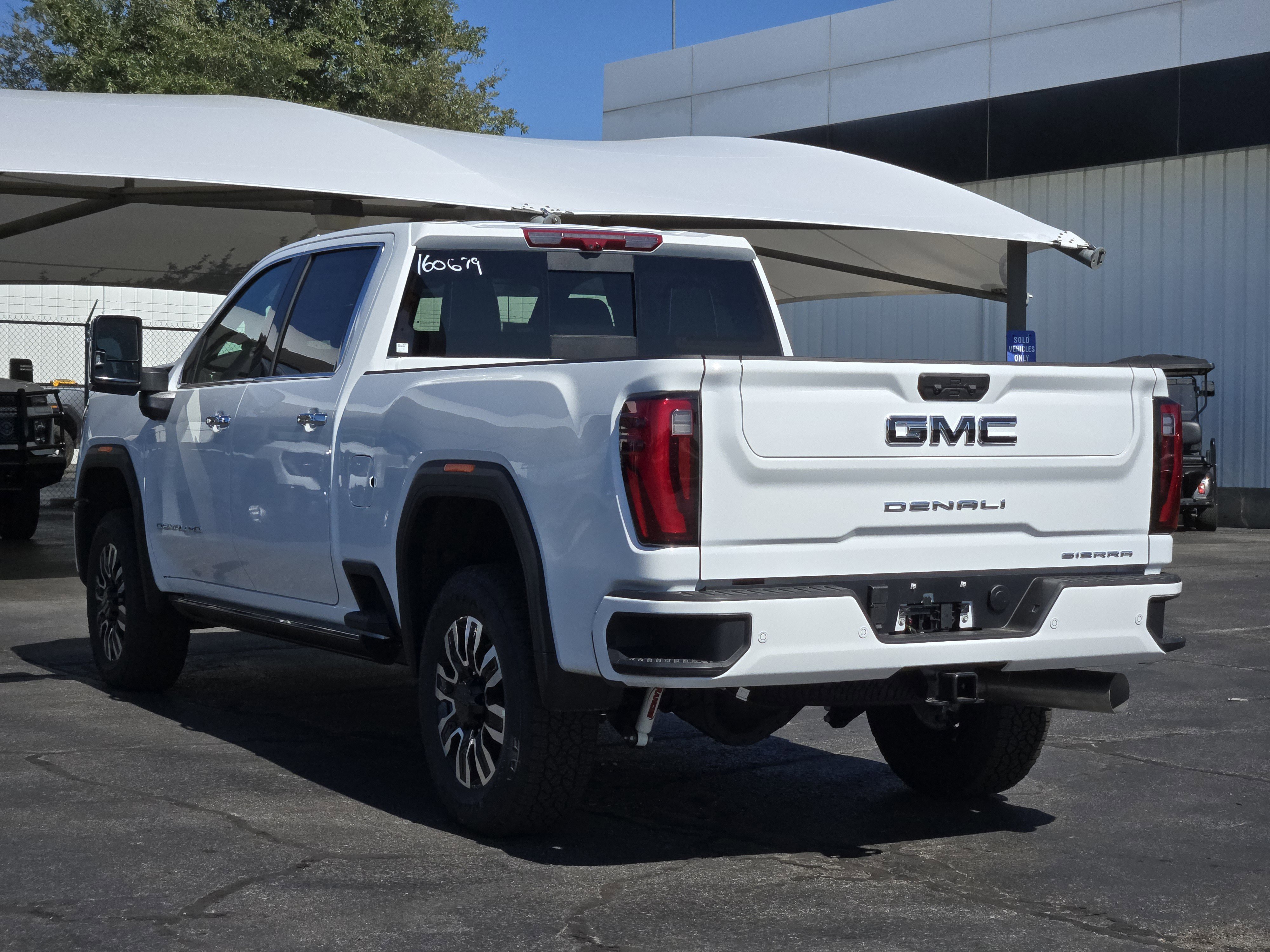 New 2026 GMC Sierra 2500 Denali Ultimate image 3