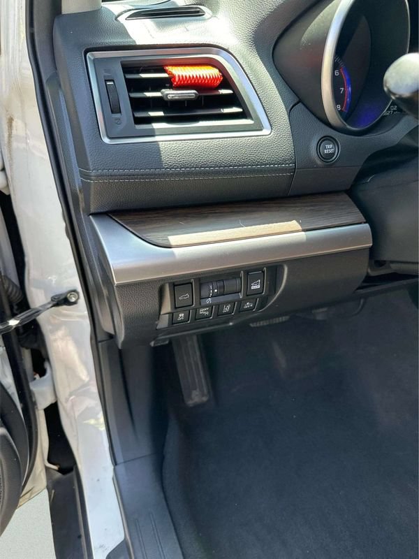 Used 2019 Subaru Outback 2.5i Touring w/ Popular Package #3A AWD/4WD image 20