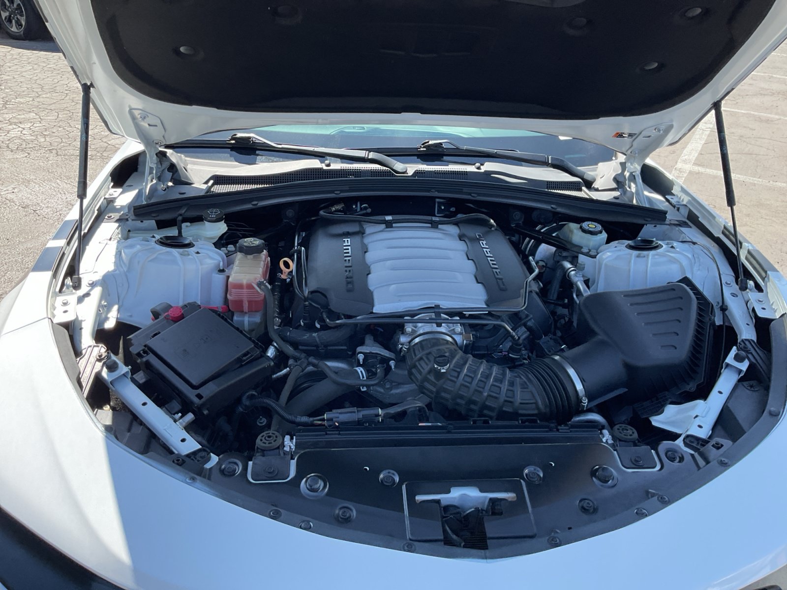 Used 2020 Chevrolet Camaro LT RWD image 22