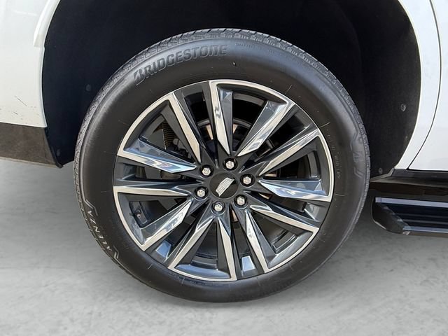 Used 2023 Cadillac Escalade Sport w/ Touring Package AWD/4WD image 23