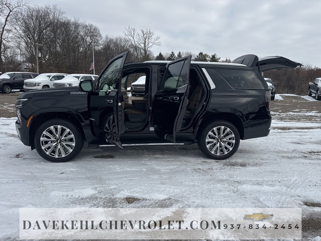 Used 2025 Chevrolet Tahoe High Country image 35