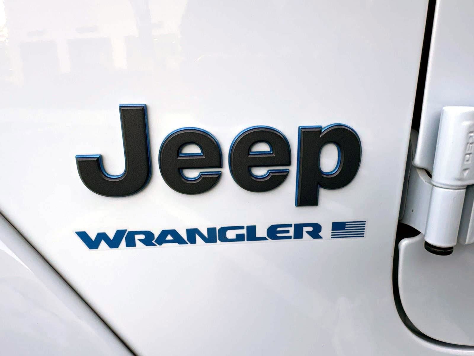Used 2024 Jeep Wrangler Unlimited image 7