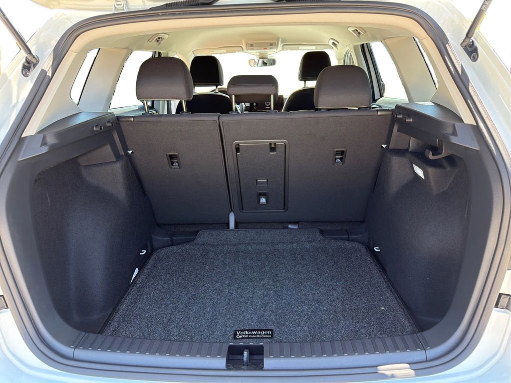 Used 2025 Volkswagen Taos S w/ Taos MDO Package image 13