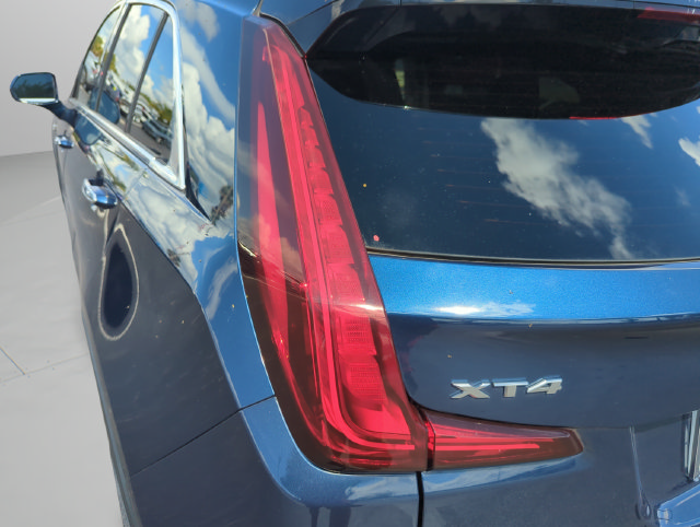 Used 2019 Cadillac XT4 Luxury FWD image 18